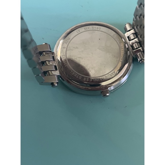 Michael Kors Darci 3 Hand Watch with Glitz Accents - Picture 4 of 4